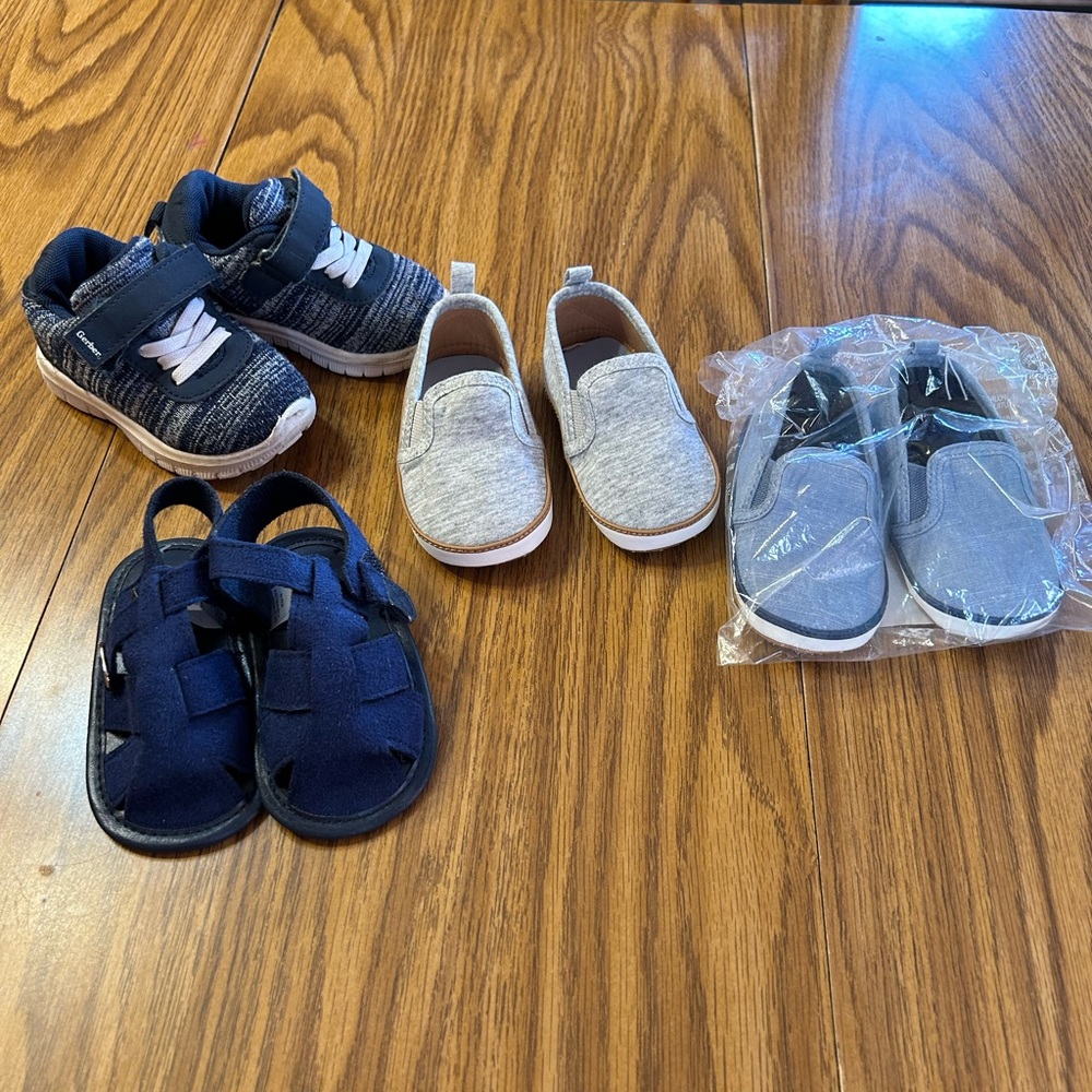 Boys shoes 12mth